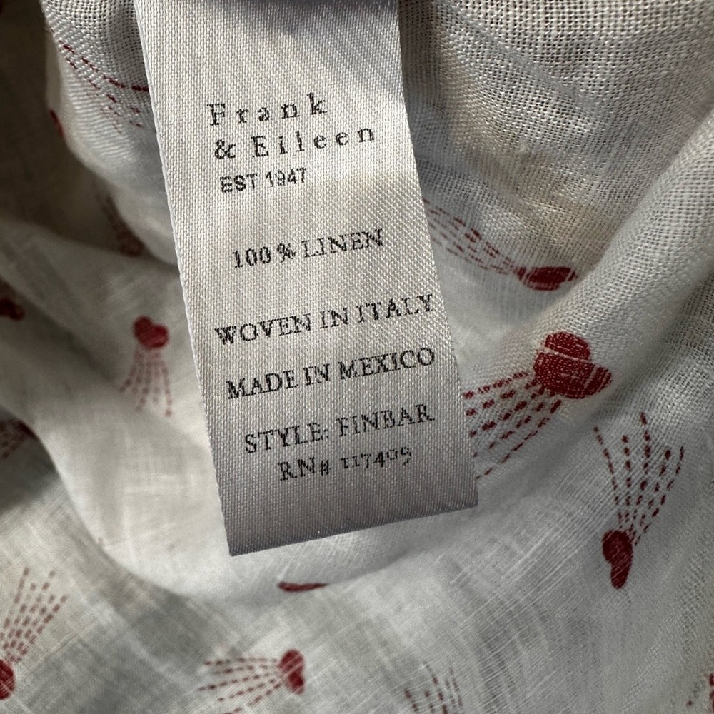 Frank & Eileen Size Small Finibar White & Red Shooting Hearts linen buttondown - Picture 12 of 16